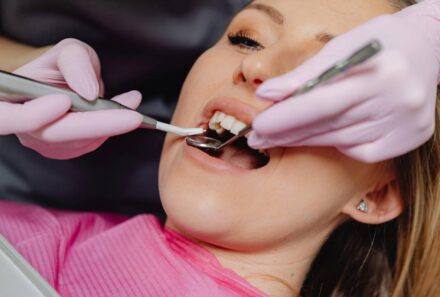 Step-by-Step Guide to Dental Implants Clinic In Dubai: What Patients Need to Know