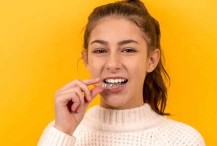 The Rise of Invisible Braces in Dubai: How to Choose the Right Transparent Teeth Braces Treatment