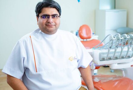 Meet Dr. Alok Mehta: Trusted Best Periodontist & Specialist Implantologist in Dubai
