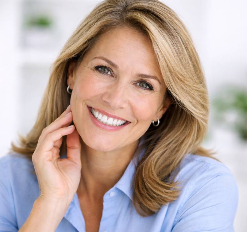 custom made dental implantology services at bay avenue